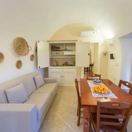Дом отдыха Corte Degli Allori - Salento Пату